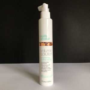 Spray voluminizador para el cabello formato 175 ml de la marca Milk Shake